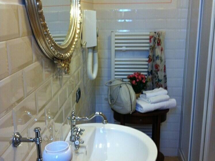 غرفة قياسية, Villa Della Certosa