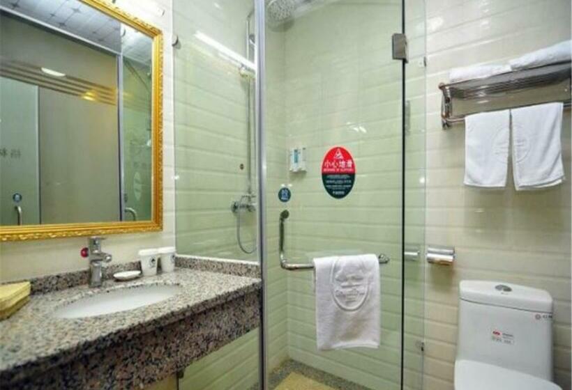 Стандартный Номер Кровать Кинг, Greentree Inn Yunnan Kunming Chenggong University City Shilin Street Express