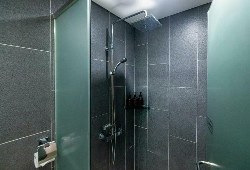 Номер Deluxe, Eastern Hotel Jeju