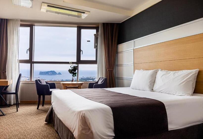 Номер Deluxe, Eastern Hotel Jeju