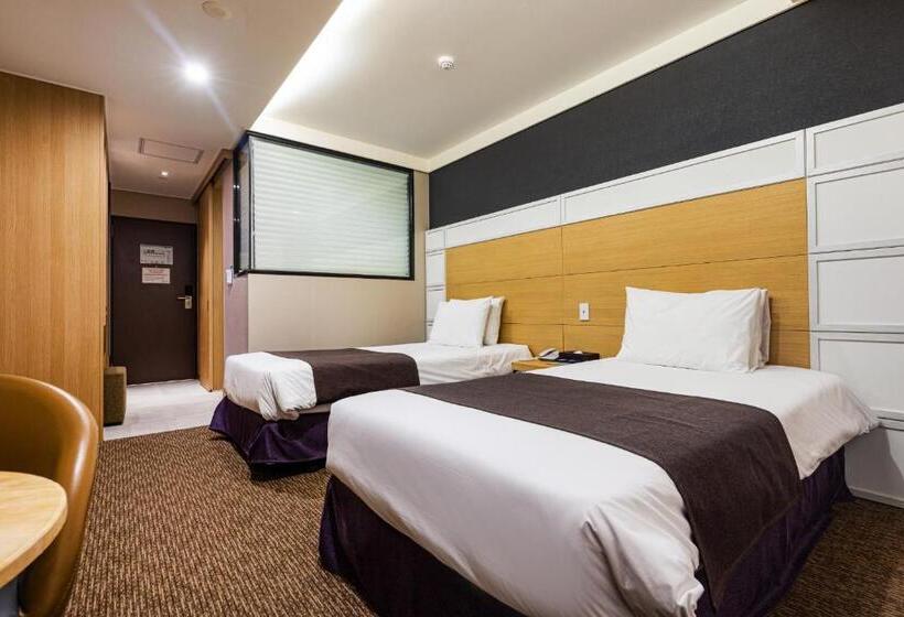 Номер Стандарт, Eastern Hotel Jeju