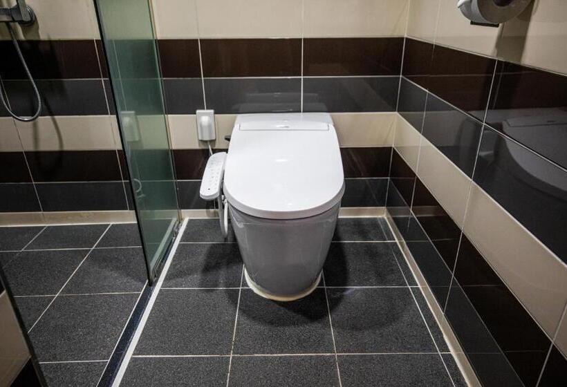 Трехместный Номер Superior, Eastern Hotel Jeju