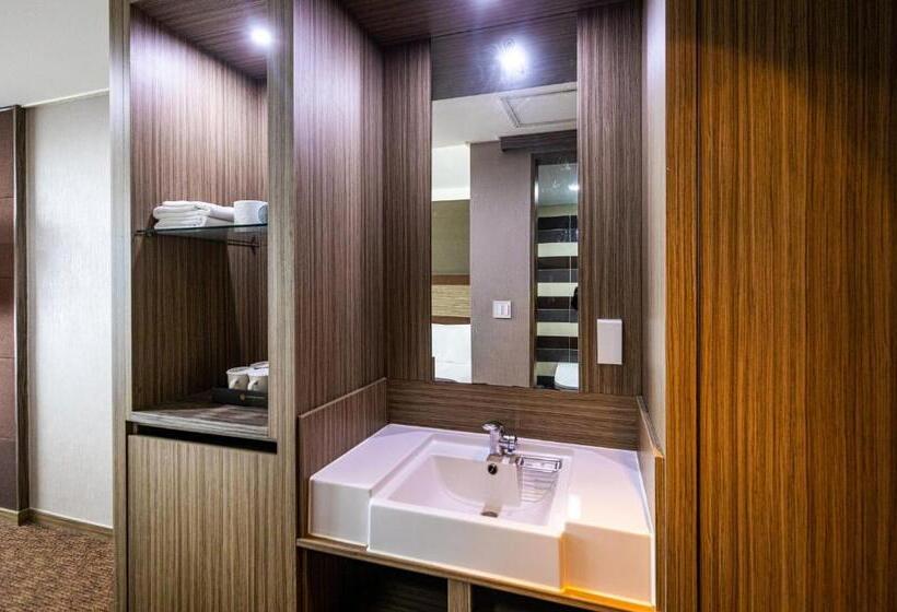 Номер Стандарт Вид на Город, Eastern Hotel Jeju