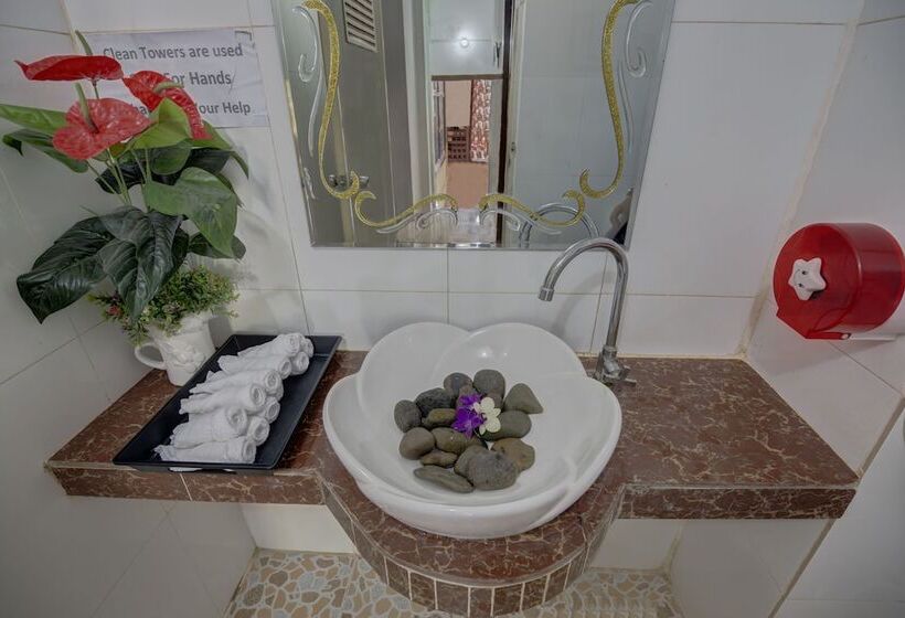 اتاق لوکس, Happy Heng Heang Guesthouse