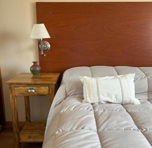 اتاق خانوادگی, Le Charme Con Parking