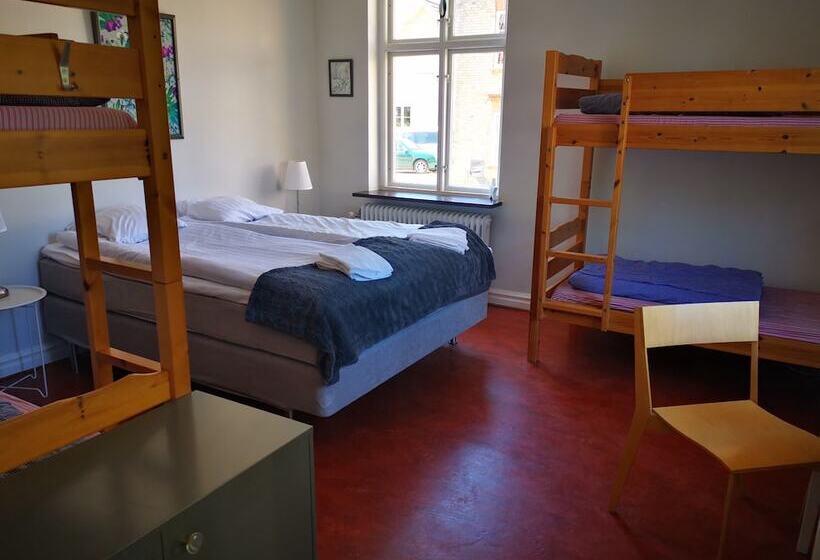 غرفة عائلية, åhus B&b Och Vandrarhem