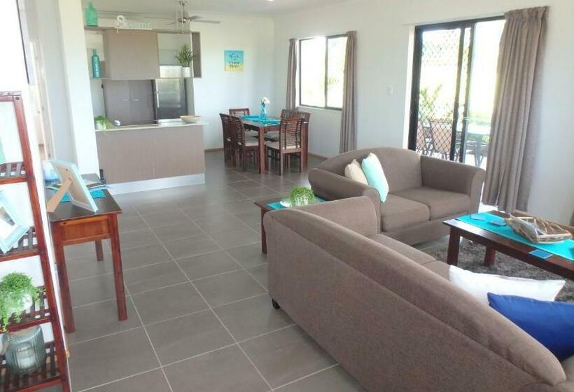 Апартаменты 2 Спальни, Nautilus Apartments