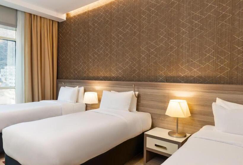 Трехместный Номер Классика, Mercure Makkah Aziziah