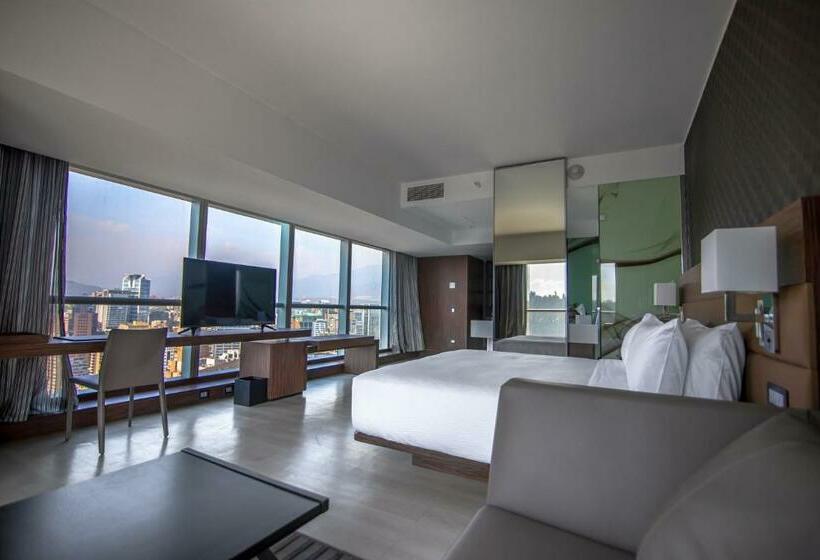 غرفة قياسية سرير كينج, Ac Hotel By Marriott Santiago Costanera Center