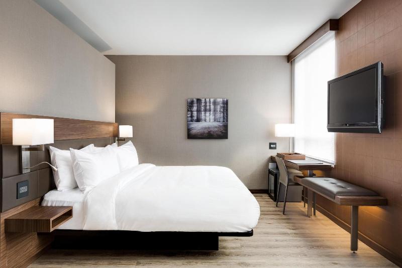 חדר סטנדרט עם מיטת קינג, Ac Hotel By Marriott Santiago Costanera Center