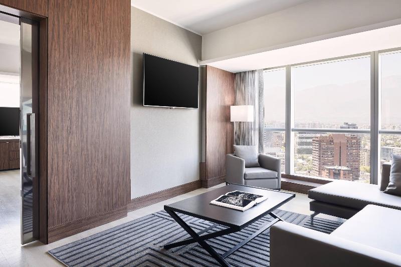 带大床的套房, Ac Hotel By Marriott Santiago Costanera Center