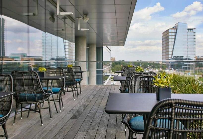 Номер Клуб Кровать Кинг, Renaissance Dallas At Plano Legacy West