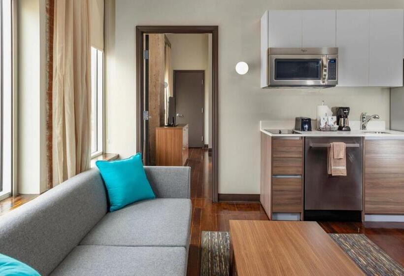 Люкс Кровать Кинг, Towneplace Suites By Marriott Dallas Downtown