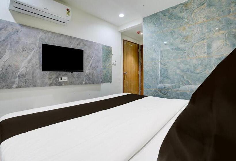 三人经典房间, Collection O Hotel Gift Inn