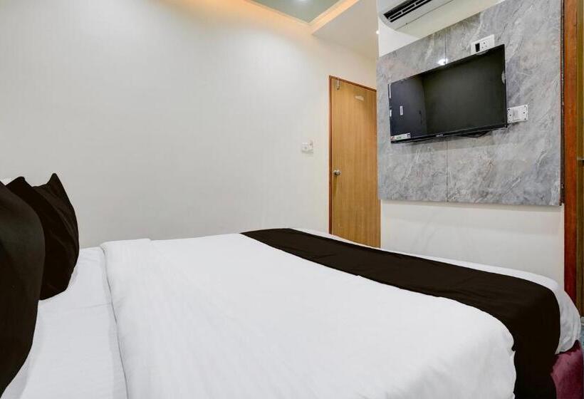 三人经典房间, Collection O Hotel Gift Inn