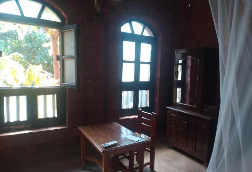 Трехместный Номер Superior, Konkan Nest Resort