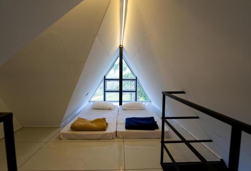 스탠다드 룸 킹사이즈 침대, Silent Planet Resort