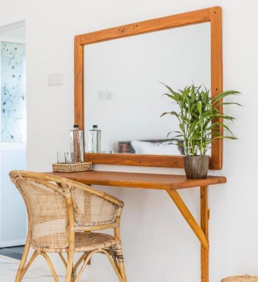 Номер Deluxe с Балконом, Makai Surf House