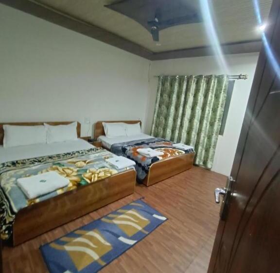 디럭스 4인 룸, Kedar Valley Resorts Kedarnath