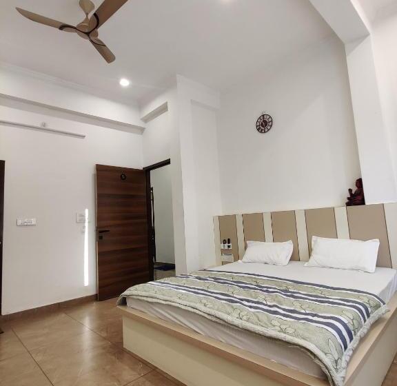 高级大房间, Neelkanth Prime Retreat, Kekri