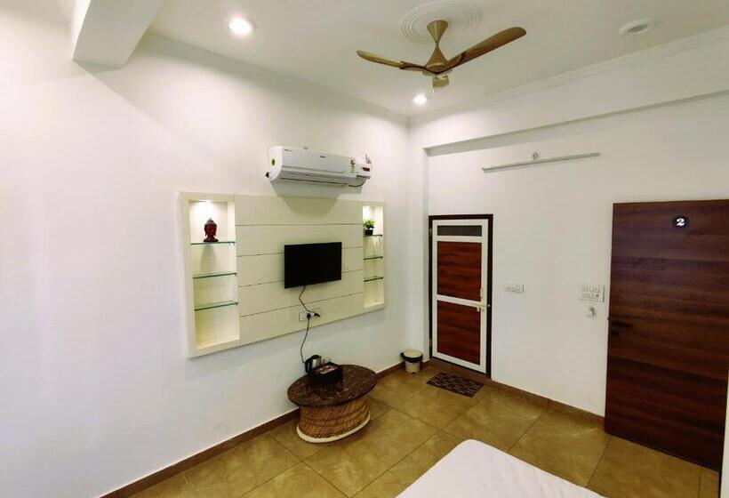 高级大房间, Neelkanth Prime Retreat, Kekri