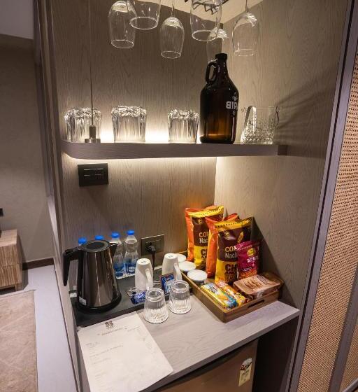 Deluxe Room, Origin Boutique