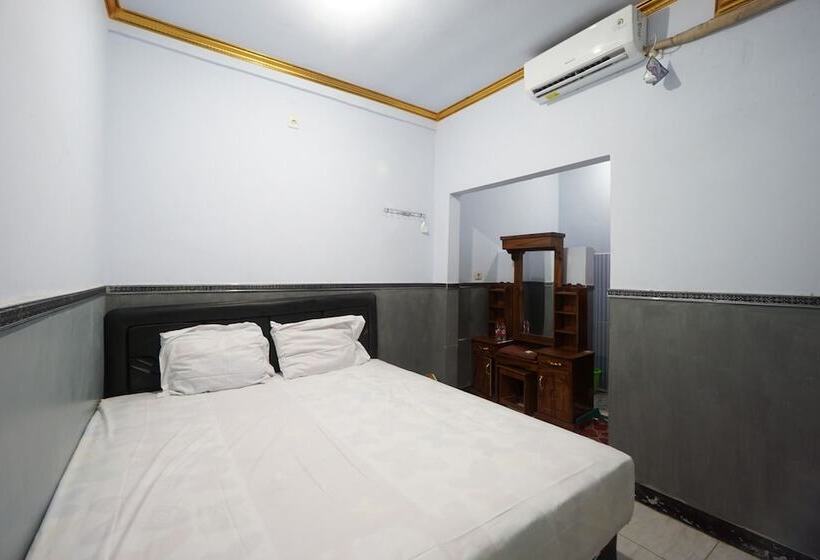 Номер Deluxe, Oyo 93628 Scorpion Guest House & Beach