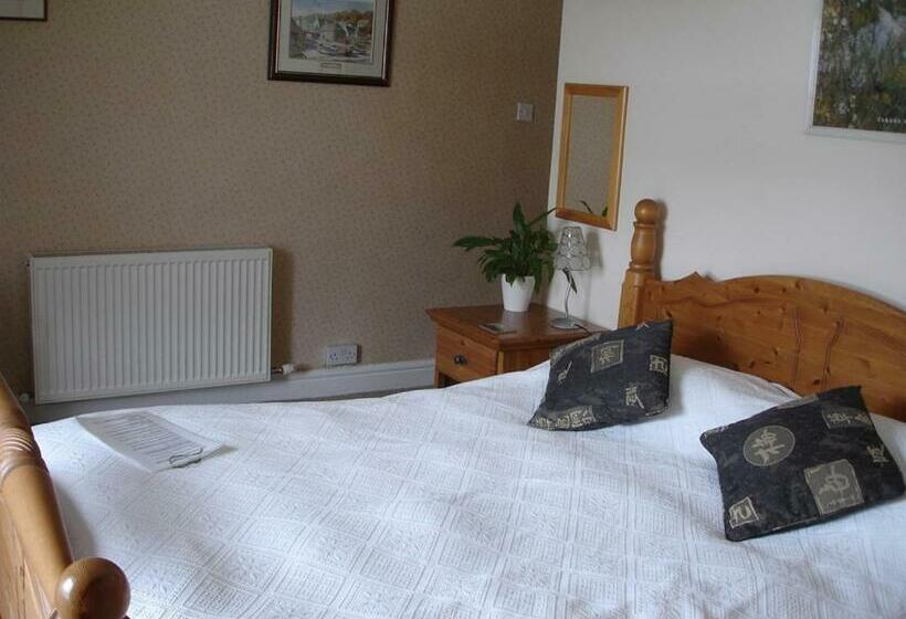 Номер Стандарт, Temple Farmhouse B&b