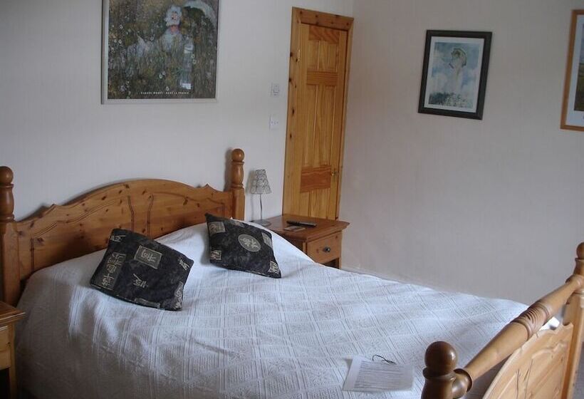 Номер Стандарт, Temple Farmhouse B&b