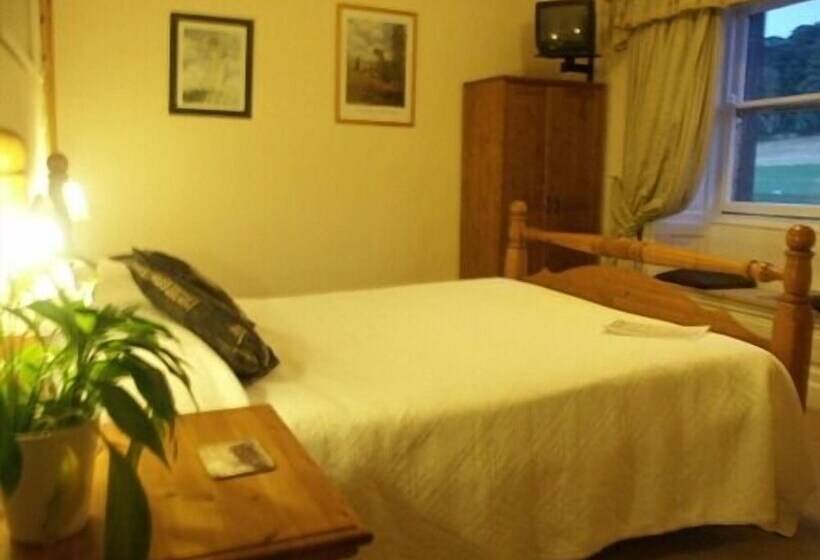 Номер Стандарт, Temple Farmhouse B&b