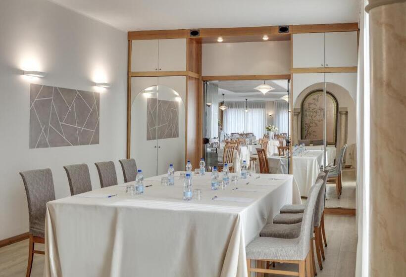 Номер Стандарт Трехместный, Albergo Milano
