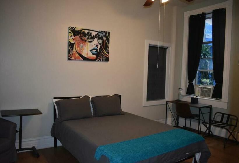 חדר סטנדרט, Hi San Diego Downtown Hostel