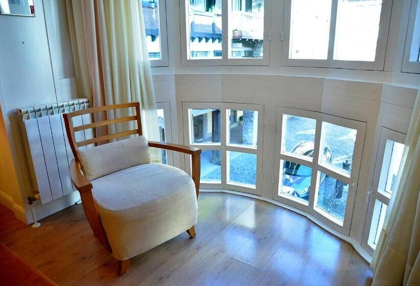 اتاق استاندارد با چشمانداز, Palacete