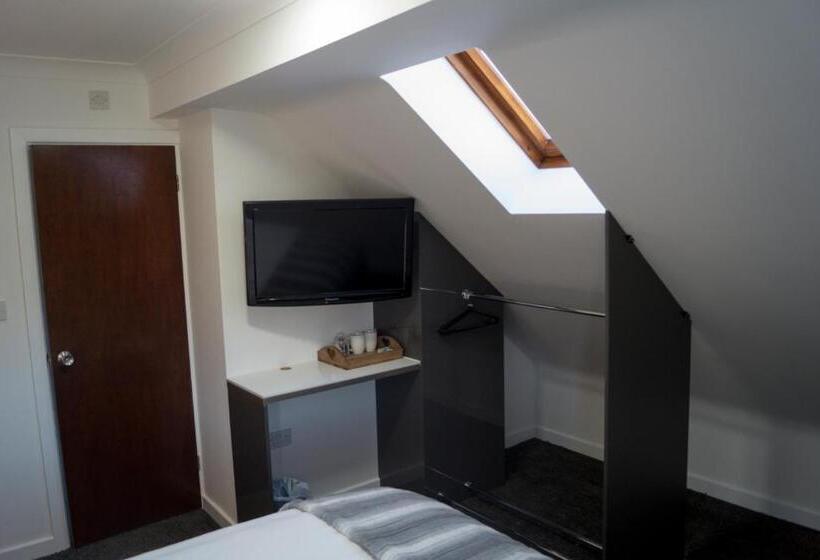 Номер Стандарт, Kirks Korner Motel