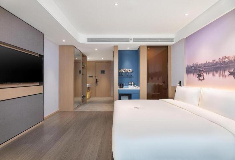 Номер Superior, Atour Hotel Xi An International Port Area