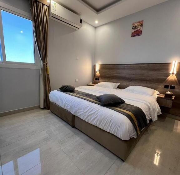 스탠다드 스튜디오, Park Plus Served Apartments