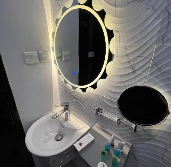 이코노미 룸, Park Plus Served Apartments