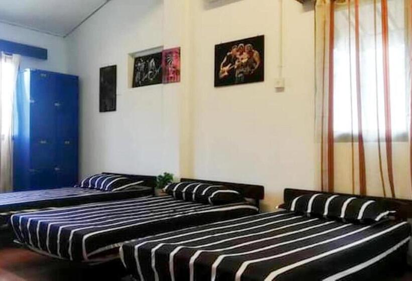 Четырехместный Номер Стандарт, Bagan Pinang Guest House