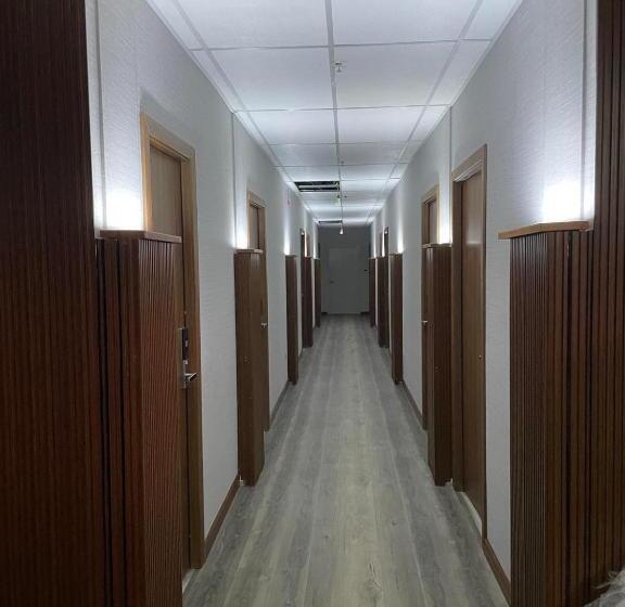 小型套房, Kekehyu Business
