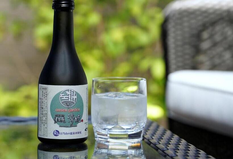 Люкс, 湯本庵清姫