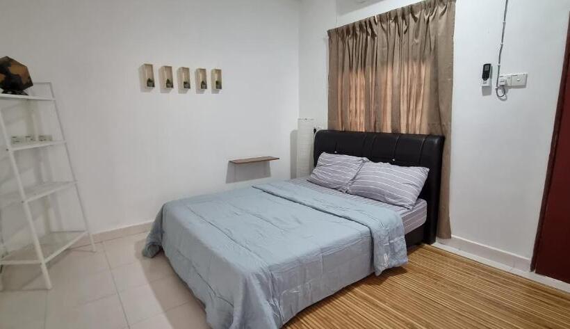 Номер Стандарт, Seven Stones Langkawi