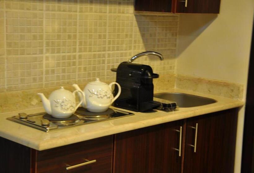 Студия Стандарт, Al Bustan Crown Hotel 2