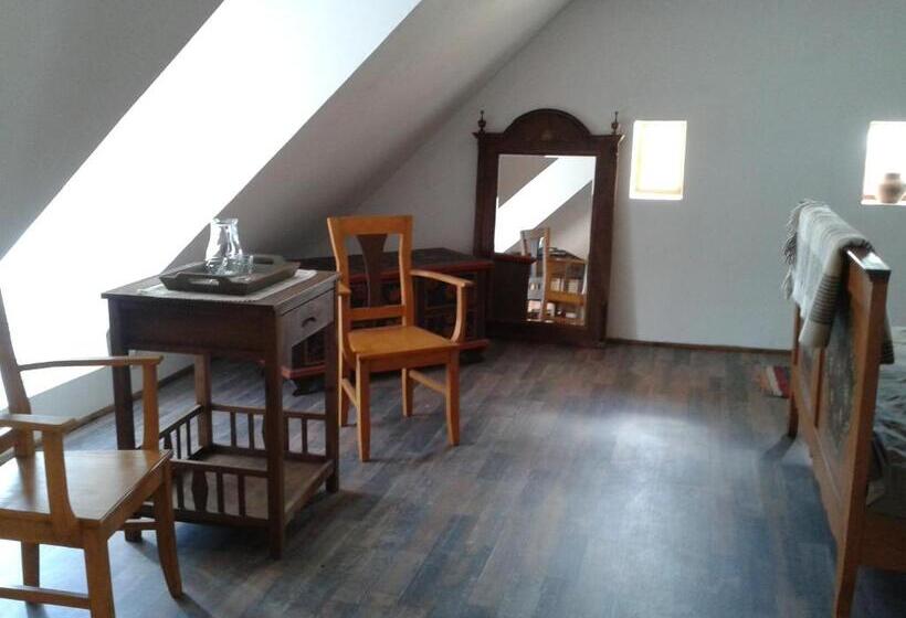 Люкс 2 Спальни, Convivium Transilvania