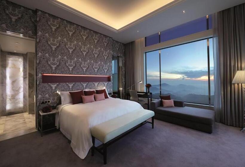 سوییت جونیور, Resorts World Genting   Crockfords