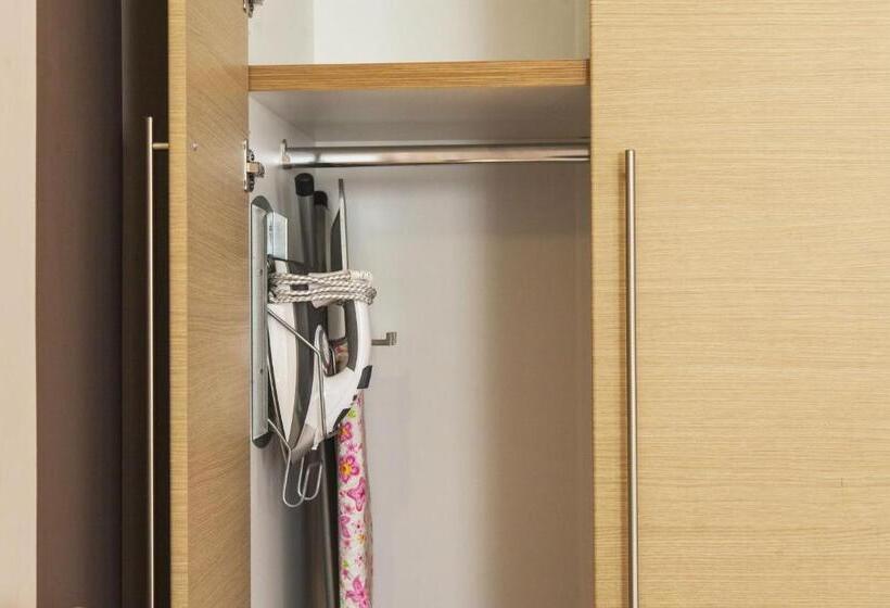 דירת פנטהאוז 1 חדרי שינה, Agni Suites