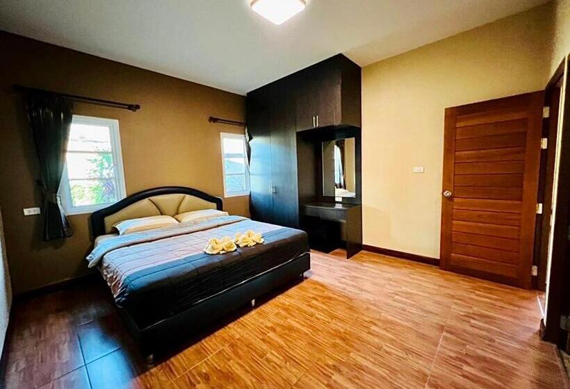 خانه 2 خوابه, Benwadee Resort Pattaya