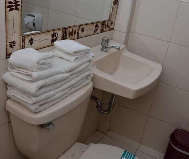4인용 스탠다드 룸, Hostal Mallqui