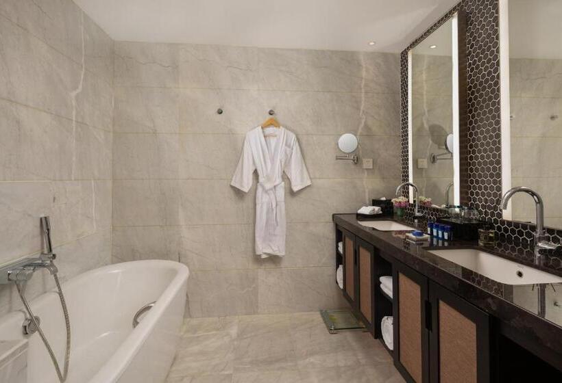 سوییت, Doubletree By Hilton Shanghai Hongqiao