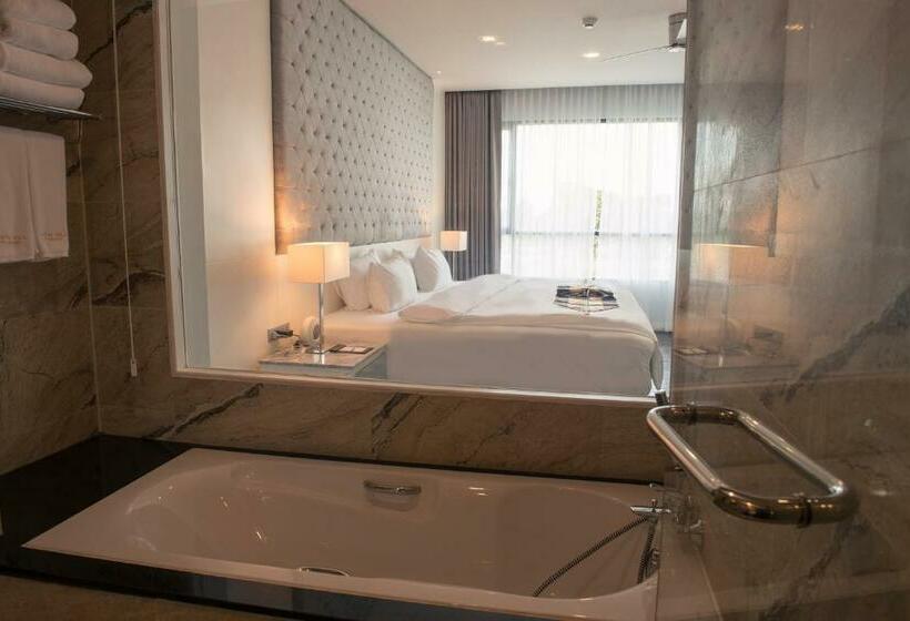 Люкс Вид на Сад, North Hill City Resort  Sha Extra Plus