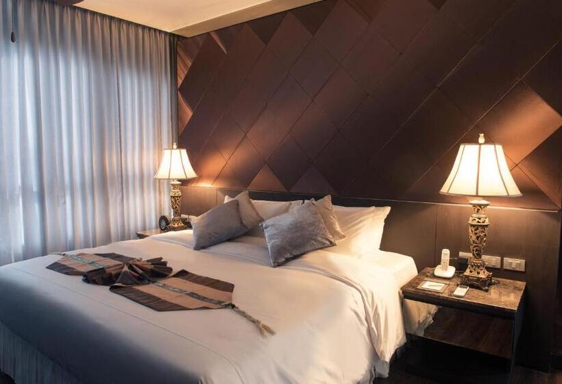 Люкс Вид на Бассейн, North Hill City Resort  Sha Extra Plus